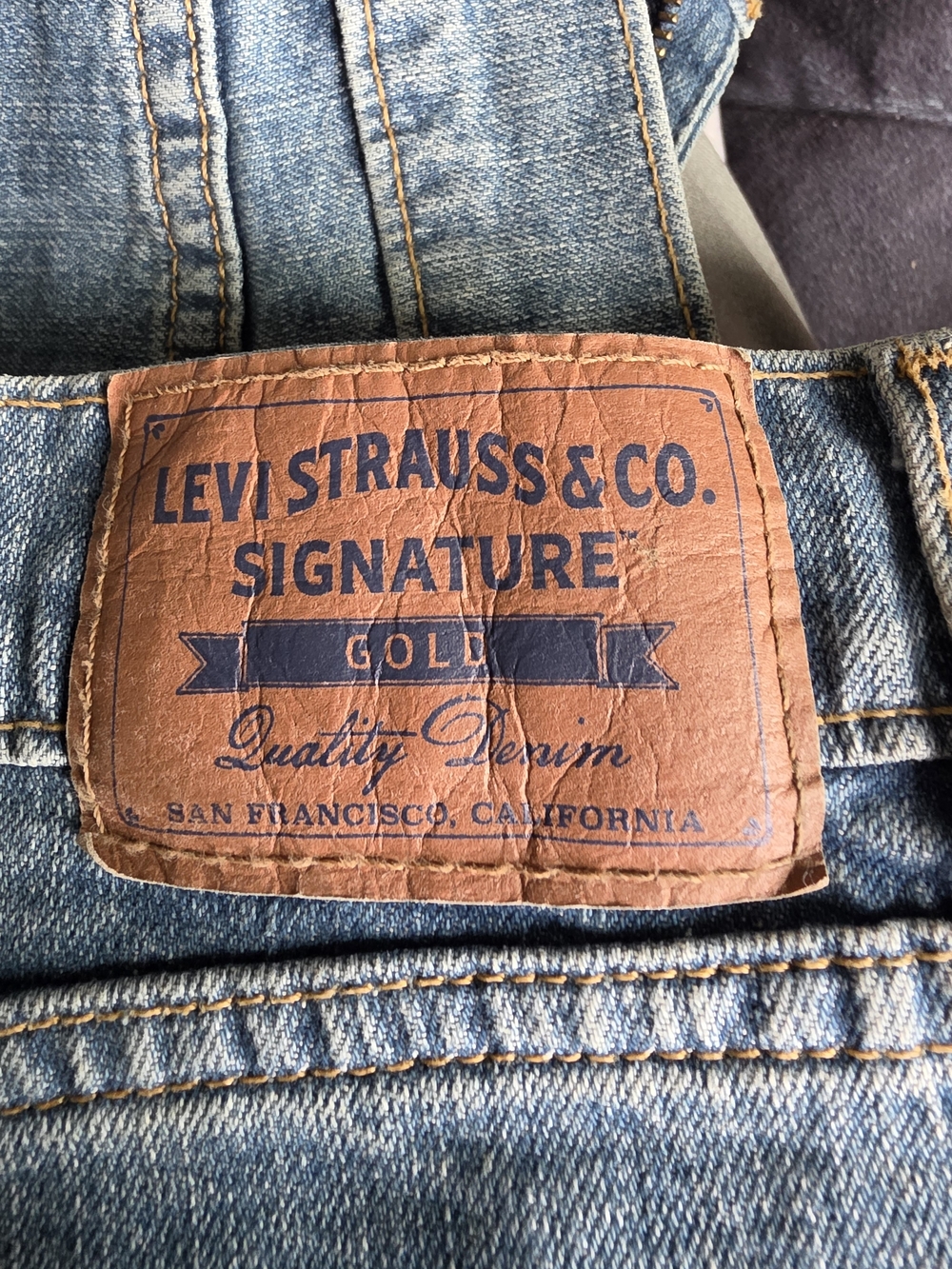 Levi's Signature Gold Men's Blue Denim Jeans